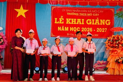 TRƯỜNG THCS MỎ CÀY HÂN HOAN KHAI GIẢNG NĂM HỌC 2026–2027 – DẤU MỐC MỚI TRÊN HÀNH TRÌNH ĐOÀN KẾT VÀ PHÁT TRIỂN