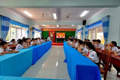 TRƯỜNG THCS MINH THẠNH RA MẮT MÔ HÌNH “CỔNG TRƯỜNG AN TOÀN GIAO THÔNG”